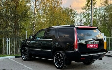 Cadillac Escalade III, 2008 год, 1 750 000 рублей, 32 фотография