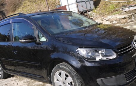 Volkswagen Touran III, 2013 год, 1 299 000 рублей, 6 фотография