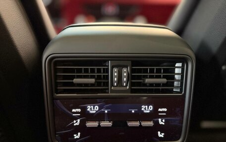 Porsche Cayenne III, 2025 год, 18 390 000 рублей, 12 фотография