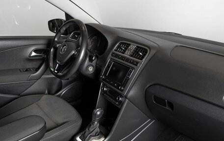 Volkswagen Polo VI (EU Market), 2018 год, 1 356 300 рублей, 7 фотография