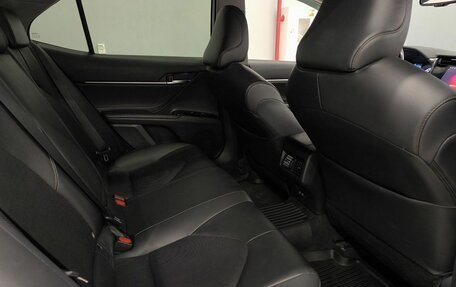 Toyota Camry, 2018 год, 2 900 000 рублей, 18 фотография