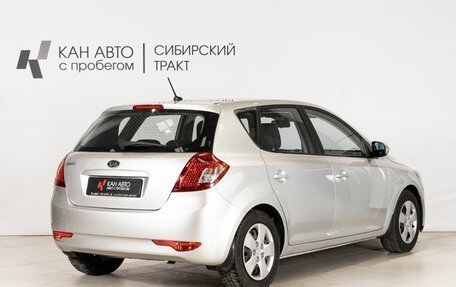 KIA cee'd I рестайлинг, 2011 год, 800 000 рублей, 3 фотография