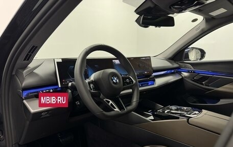 BMW 5 серия, 2025 год, 8 770 000 рублей, 3 фотография