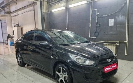 Hyundai Solaris II рестайлинг, 2014 год, 669 000 рублей, 1 фотография