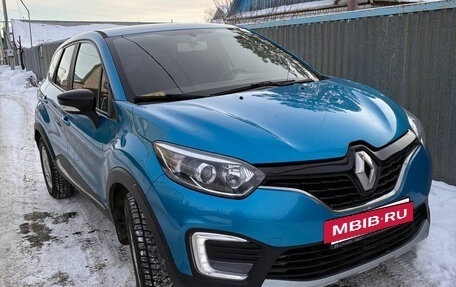 Renault Kaptur I рестайлинг, 2016 год, 1 200 000 рублей, 2 фотография