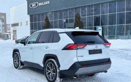 Toyota RAV4, 2020 год, 3 590 000 рублей, 7 фотография