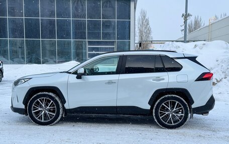 Toyota RAV4, 2020 год, 3 590 000 рублей, 8 фотография