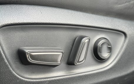 Toyota RAV4, 2020 год, 3 590 000 рублей, 21 фотография