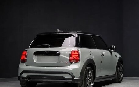 MINI Hatch, 2022 год, 1 700 000 рублей, 2 фотография