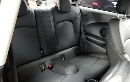 MINI Hatch, 2022 год, 1 700 000 рублей, 11 фотография