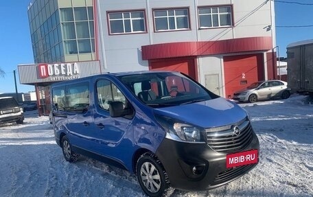 Opel Vivaro B, 2017 год, 2 200 000 рублей, 3 фотография