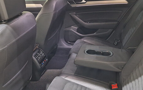 Volkswagen Passat B8 рестайлинг, 2017 год, 2 400 000 рублей, 5 фотография