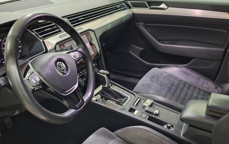 Volkswagen Passat B8 рестайлинг, 2017 год, 2 400 000 рублей, 7 фотография