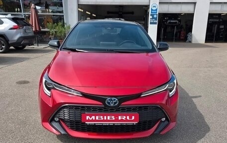Toyota Corolla, 2021 год, 2 368 000 рублей, 2 фотография