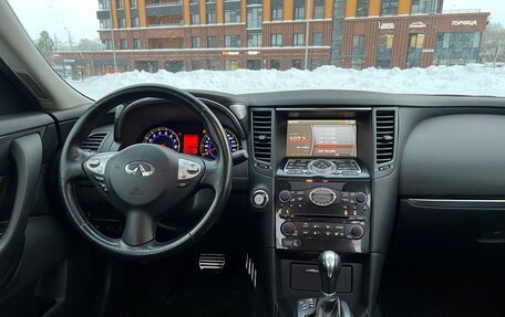 Infiniti FX II, 2009 год, 1 950 000 рублей, 21 фотография