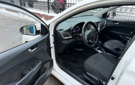 Hyundai Solaris II рестайлинг, 2022 год, 1 320 000 рублей, 8 фотография