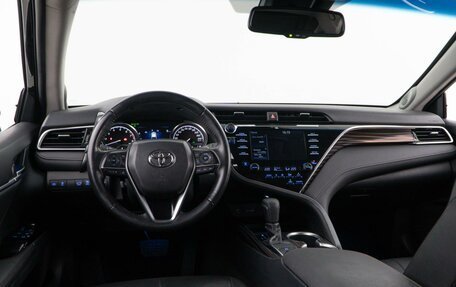 Toyota Camry, 2019 год, 3 214 444 рублей, 8 фотография