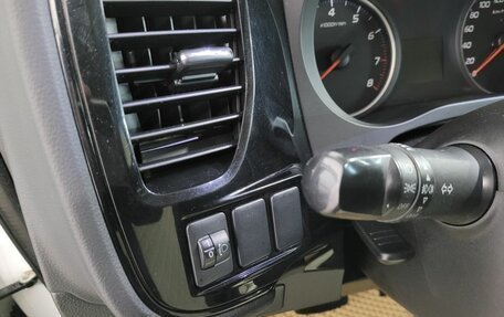 Mitsubishi Outlander III рестайлинг 3, 2013 год, 1 199 000 рублей, 9 фотография