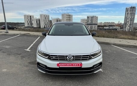 Volkswagen Passat B8 рестайлинг, 2018 год, 2 490 000 рублей, 2 фотография