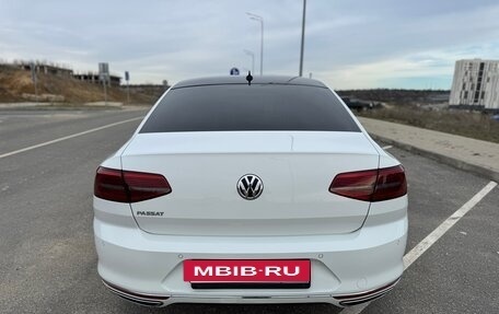Volkswagen Passat B8 рестайлинг, 2018 год, 2 490 000 рублей, 8 фотография