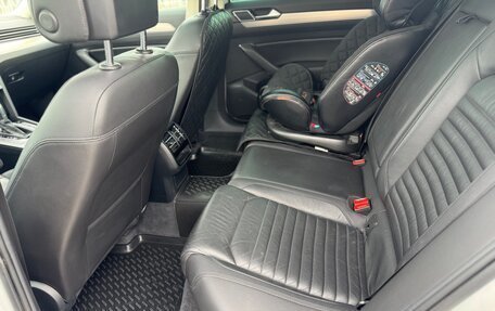 Volkswagen Passat B8 рестайлинг, 2018 год, 2 490 000 рублей, 17 фотография