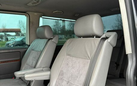 Volkswagen Multivan T5, 2008 год, 800 000 рублей, 7 фотография