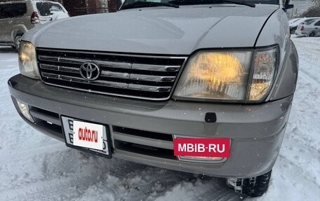 Toyota Land Cruiser Prado 90 рестайлинг, 2000 год, 2 550 000 рублей, 9 фотография