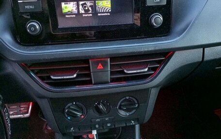 Skoda Rapid II, 2020 год, 900 000 рублей, 11 фотография