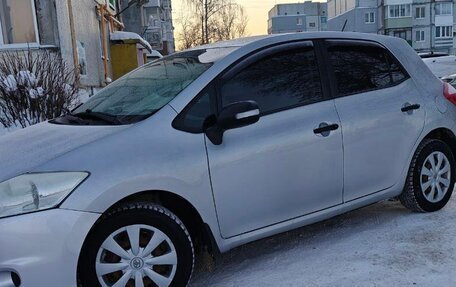 Toyota Auris II, 2010 год, 850 000 рублей, 3 фотография