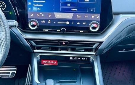 Lexus TX, 2024 год, 13 700 000 рублей, 15 фотография