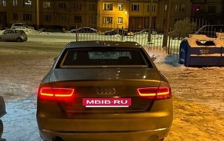 Audi A8, 2012 год, 1 999 999 рублей, 9 фотография