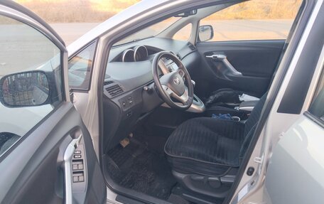 Toyota Verso I, 2011 год, 1 200 000 рублей, 6 фотография