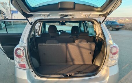 Toyota Verso I, 2011 год, 1 200 000 рублей, 9 фотография