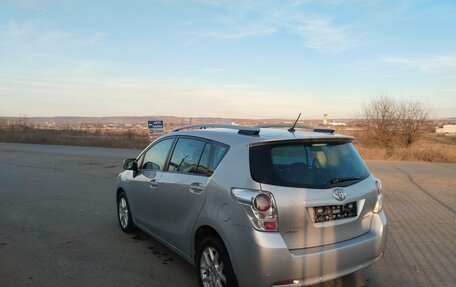 Toyota Verso I, 2011 год, 1 200 000 рублей, 4 фотография