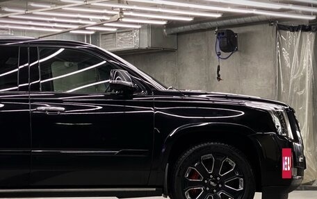 Cadillac Escalade IV, 2020 год, 5 500 000 рублей, 2 фотография