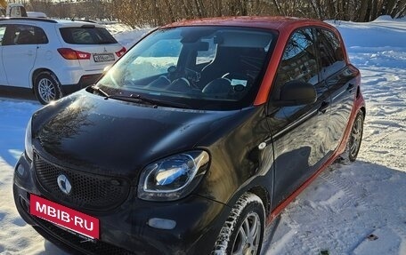 Smart Forfour II, 2017 год, 890 000 рублей, 2 фотография