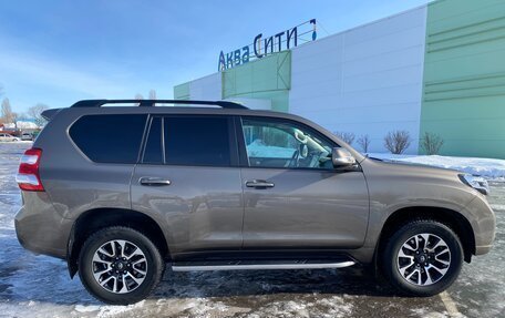 Toyota Land Cruiser Prado 150 рестайлинг 2, 2016 год, 4 449 000 рублей, 4 фотография