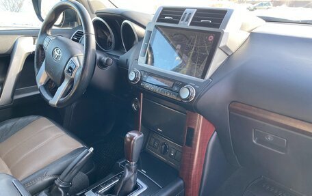 Toyota Land Cruiser Prado 150 рестайлинг 2, 2016 год, 4 449 000 рублей, 17 фотография