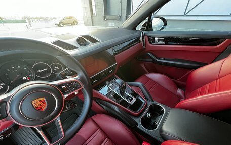 Porsche Cayenne III, 2021 год, 10 800 000 рублей, 8 фотография