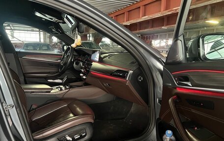 BMW 5 серия, 2019 год, 3 800 000 рублей, 10 фотография