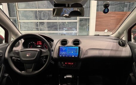 SEAT Ibiza IV рестайлинг 2, 2012 год, 530 000 рублей, 20 фотография