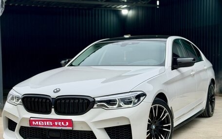 BMW 5 серия, 2019 год, 4 000 000 рублей, 1 фотография