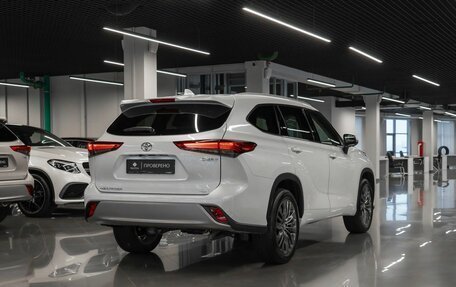 Toyota Highlander, 2025 год, 5 400 000 рублей, 4 фотография