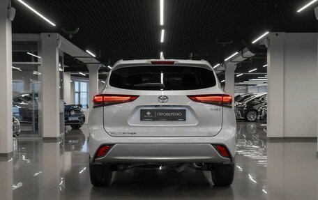 Toyota Highlander, 2025 год, 5 400 000 рублей, 6 фотография
