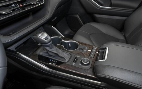 Toyota Highlander, 2025 год, 5 400 000 рублей, 17 фотография