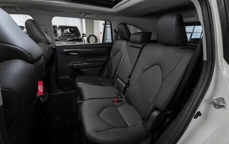 Toyota Highlander, 2025 год, 5 400 000 рублей, 13 фотография