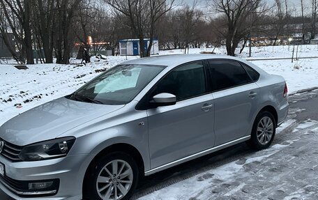 Volkswagen Polo VI (EU Market), 2015 год, 1 050 000 рублей, 2 фотография