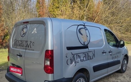 Peugeot Partner II рестайлинг 2, 2010 год, 960 000 рублей, 7 фотография