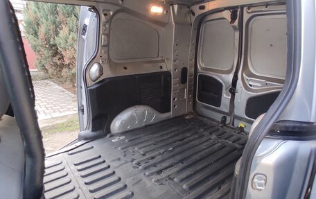 Peugeot Partner II рестайлинг 2, 2010 год, 960 000 рублей, 19 фотография