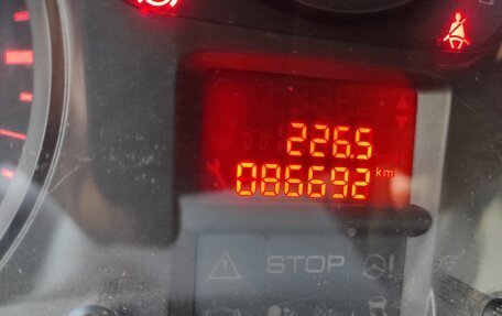 Peugeot Partner II рестайлинг 2, 2010 год, 960 000 рублей, 22 фотография